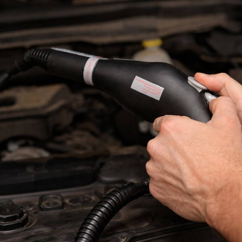 Lockable steam trigger on McCulloch MC1275 steam cleaner