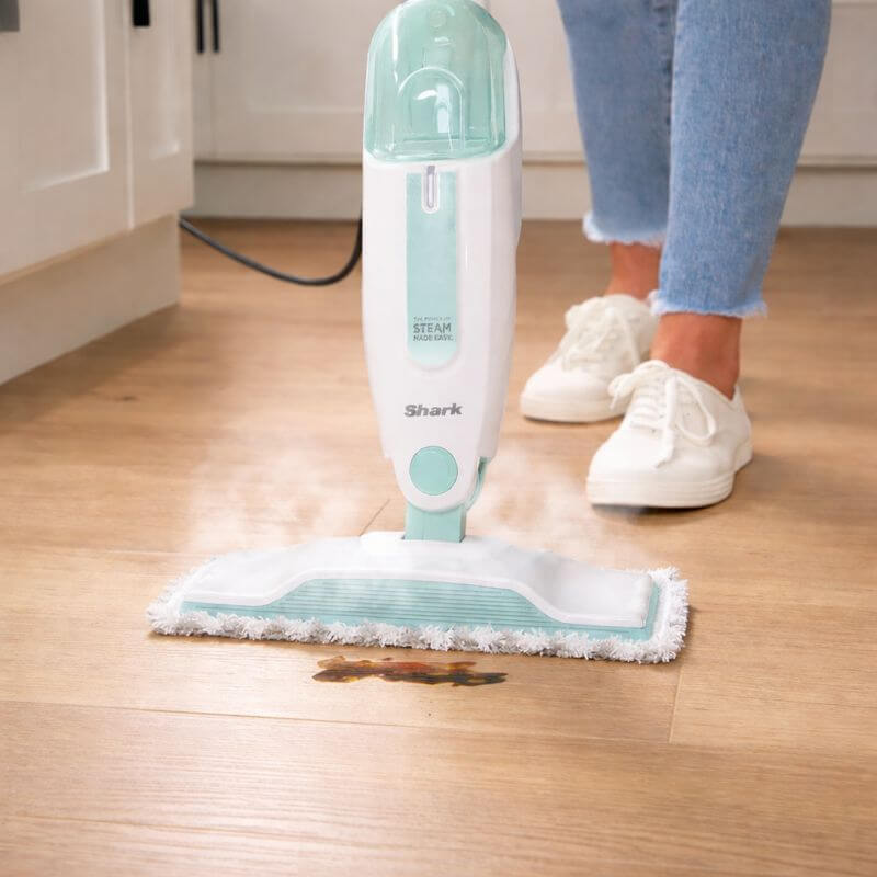 Shark S1000 steam mop with fast 30-second heat-up and on-demand steam